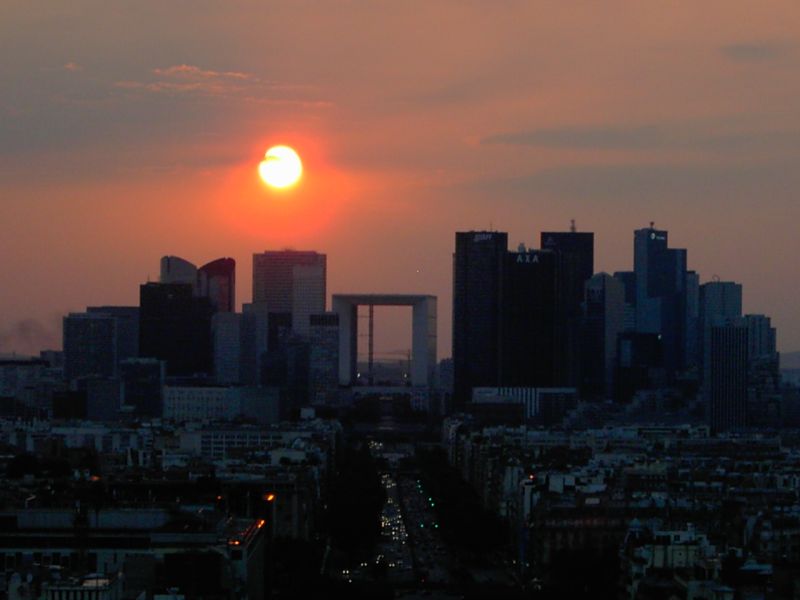 Zonsondergang over Parijs
