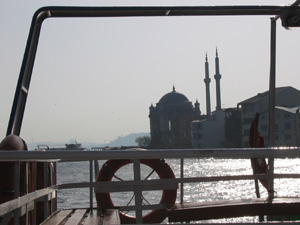 Vanaf de boot in Istanbul